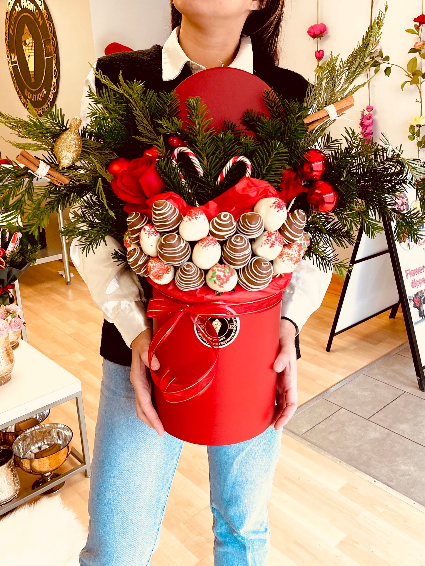 Candy cane box - Floral Fashion Boutique