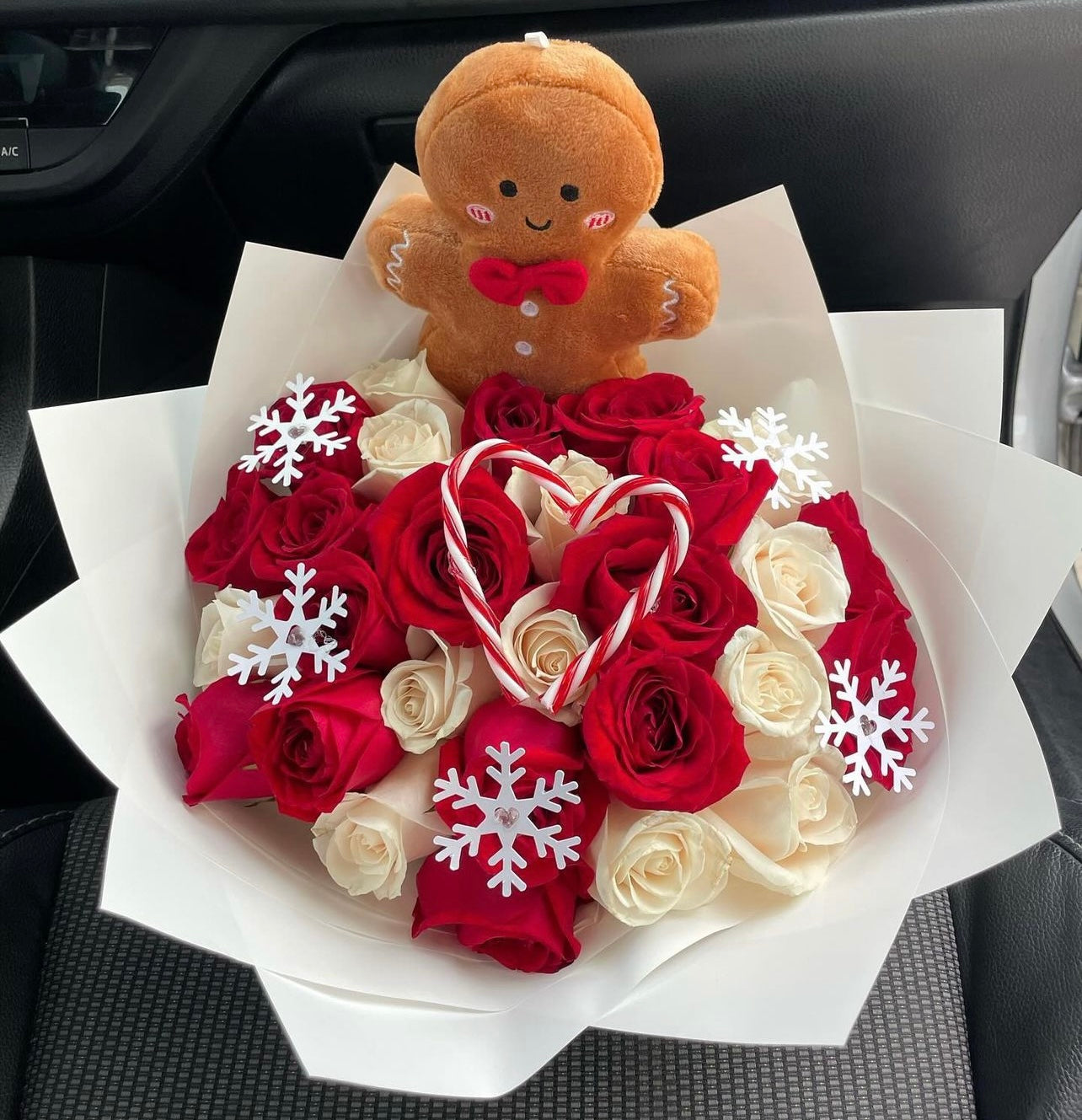 Gingerbread bouquet - Floral Fashion Boutique