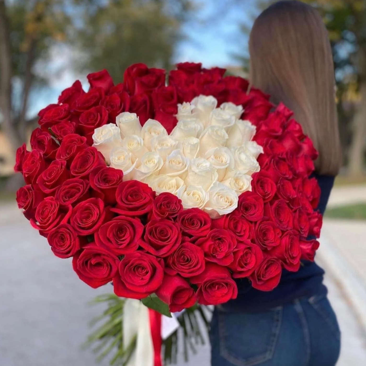 100 Roses Bouquet