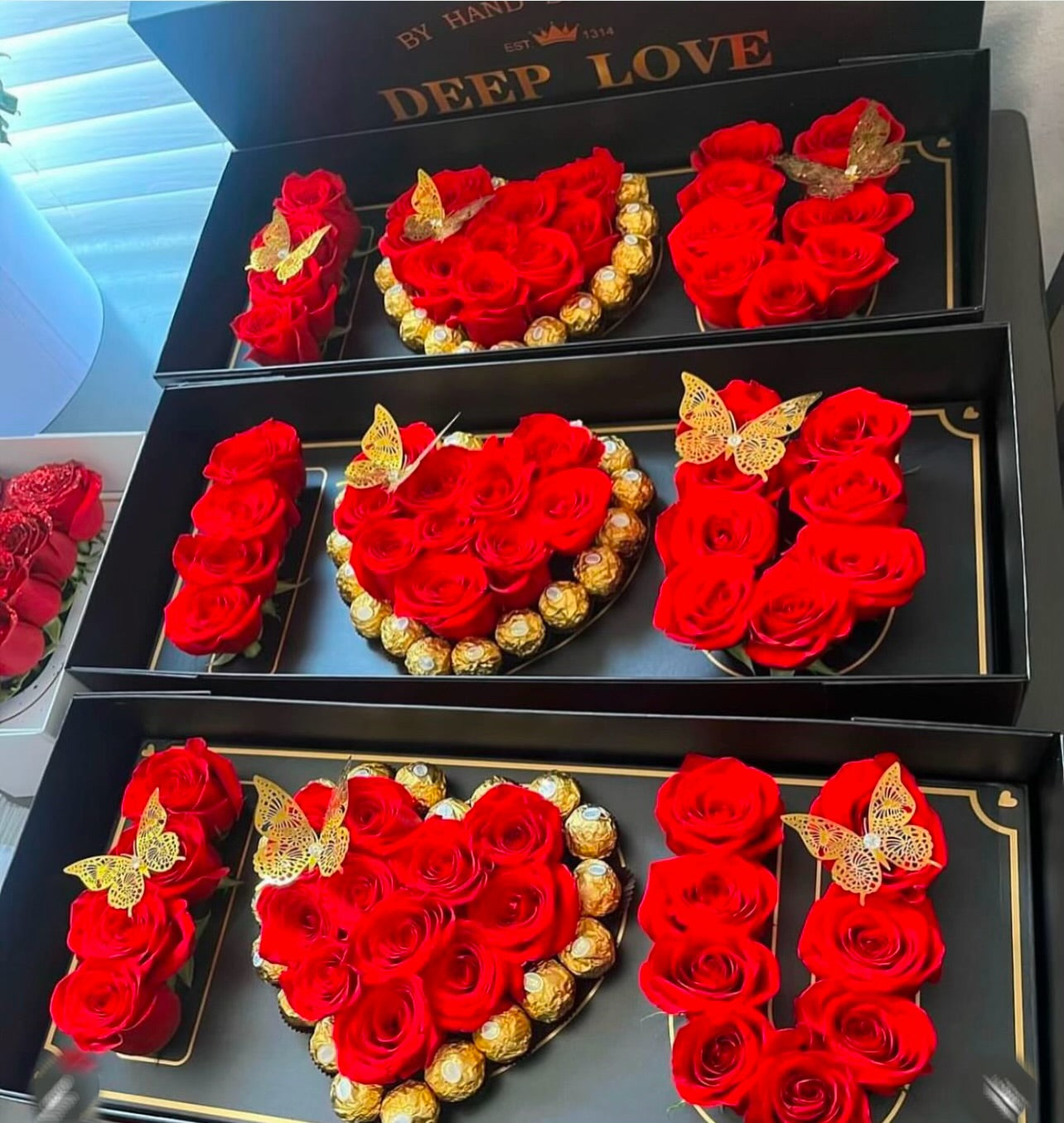 I love you box “ Fresh Roses”/ Valentine’s Day flowers