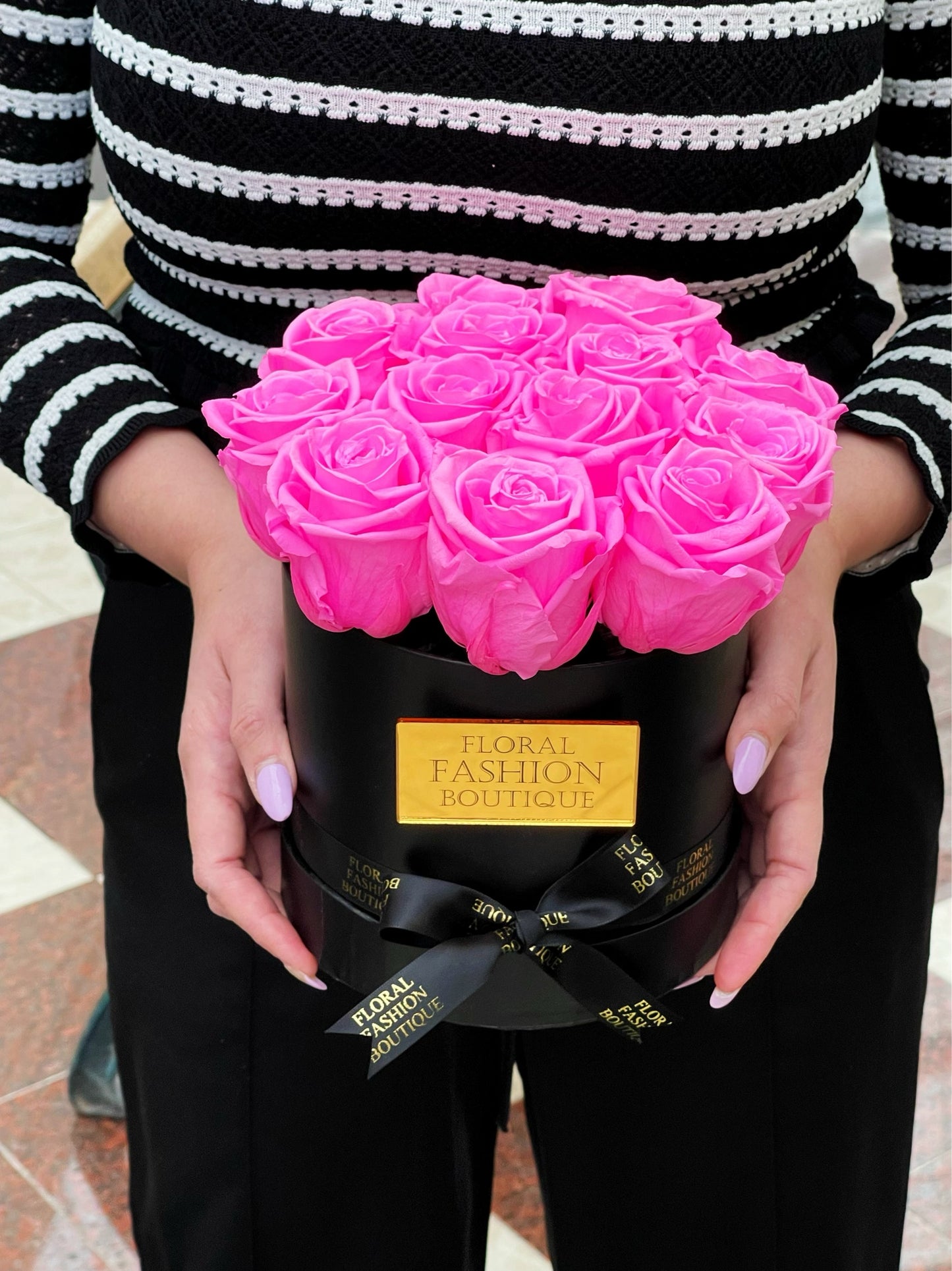 Pretty dark pinkđź’• Roses can last up to 3 years - Floral Fashion Boutique
