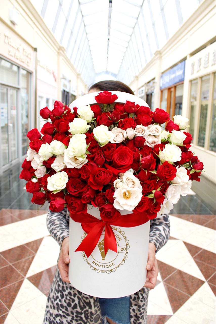 In love! - Floral Fashion Boutique