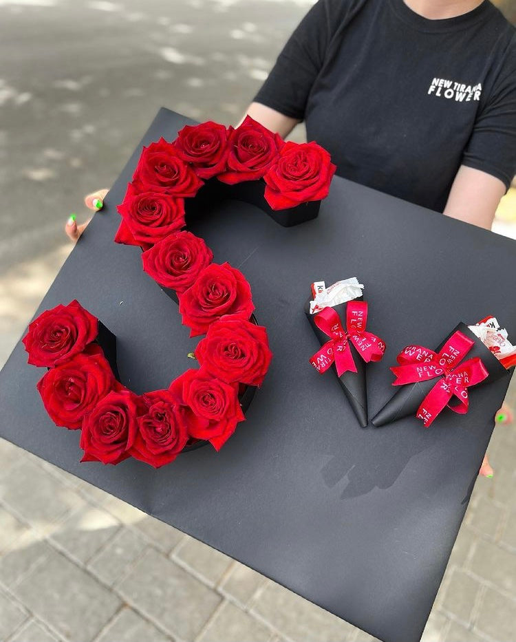 Initial Floral letter - Floral Fashion Boutique