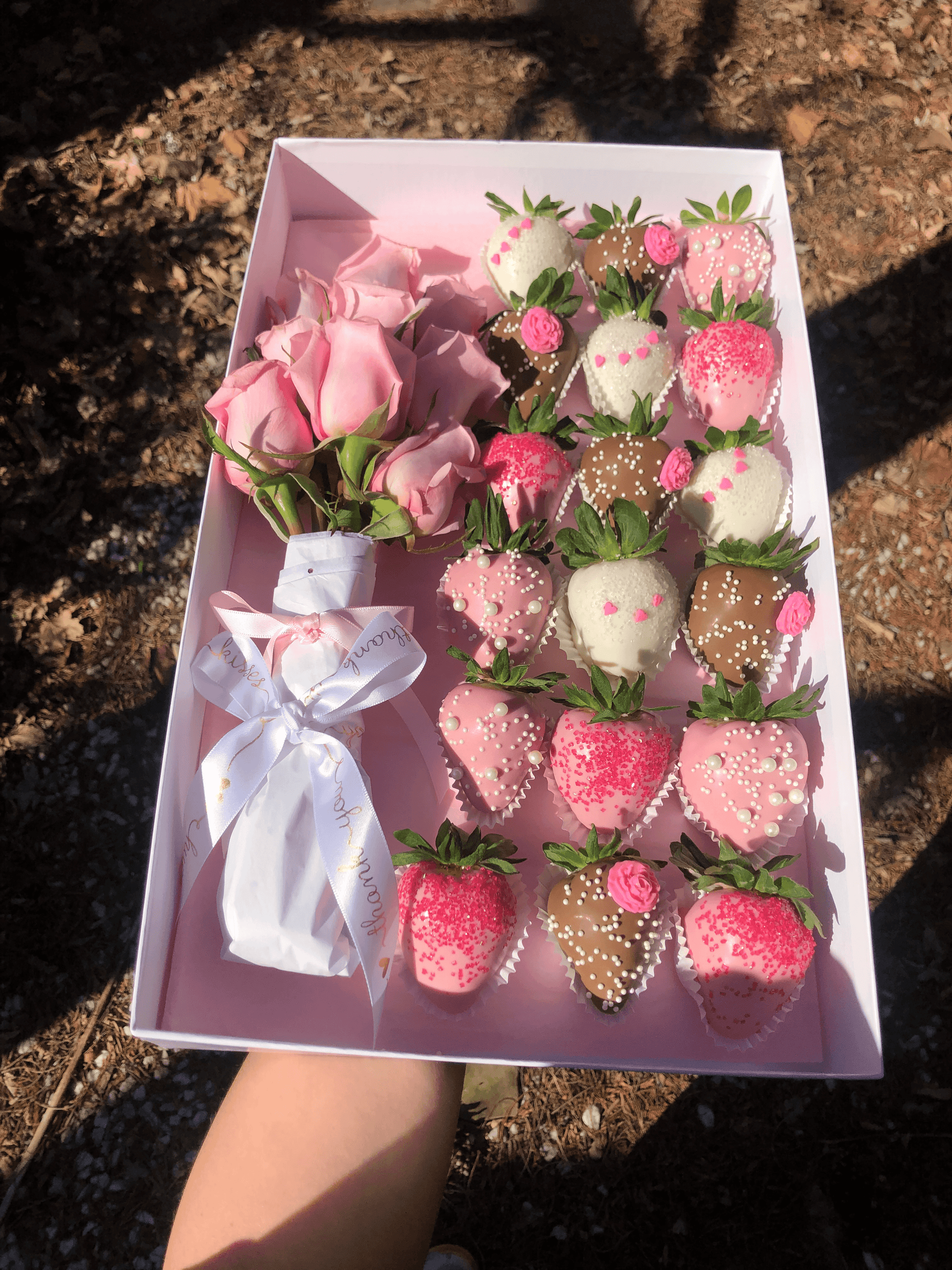 Rosa Pastel - Floral Fashion Boutique