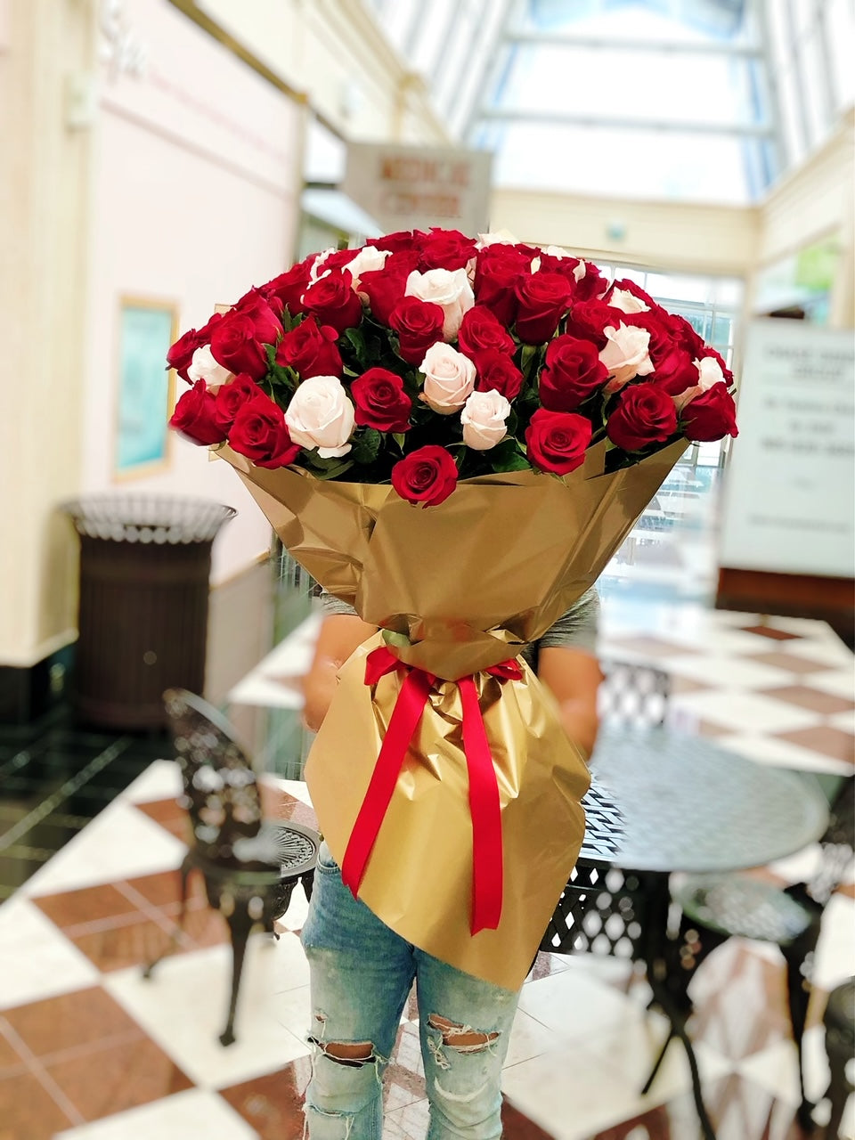 71 roses - Floral Fashion Boutique