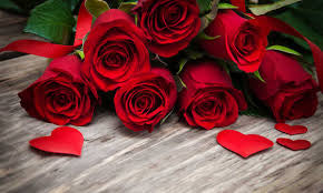 The Importance of Gifting on Valentine’s Day - Floral Fashion Boutique
