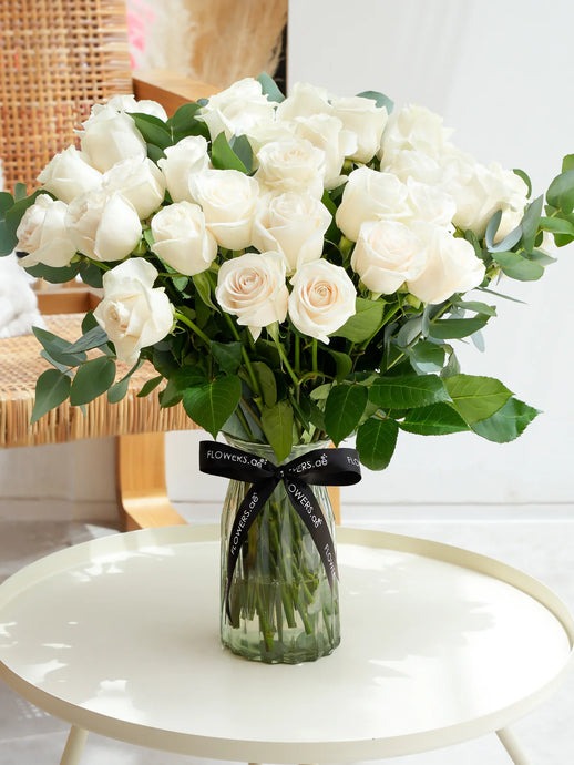 36 white roses in a vase - Floral Fashion Boutique