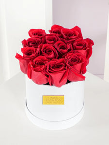 Valentine Mini Box with red roses