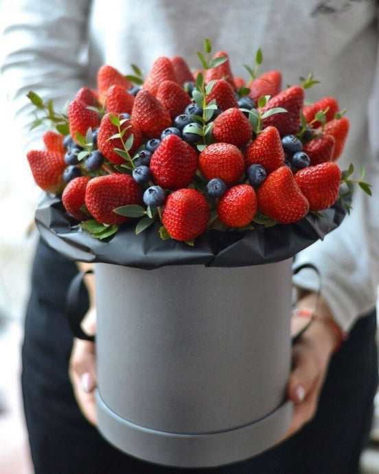 Strawberries & blueberries - Floral Fashion Boutique