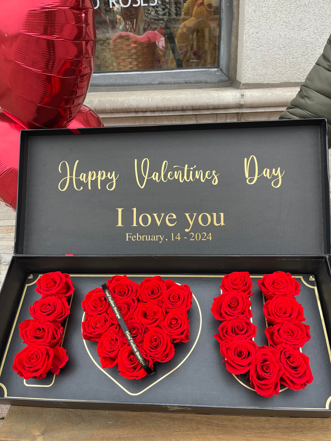 I love you box “ Fresh Roses”/ Valentine’s Day flowers