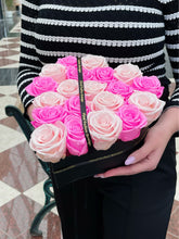 Load image into Gallery viewer, My sweet heart 💕 Roses can last up to 3 years
