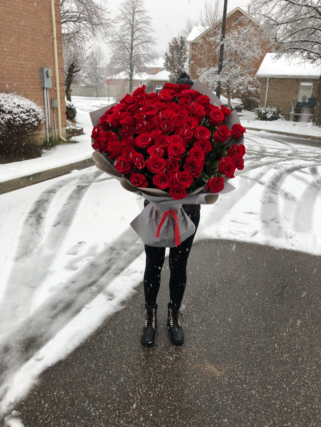 100 Roses