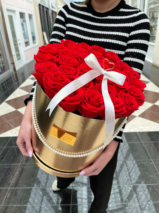 Elegant Red❤️ Roses can last up to 3 years - Floral Fashion Boutique