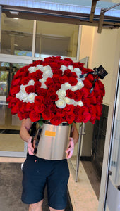 Luxurious Arrangement