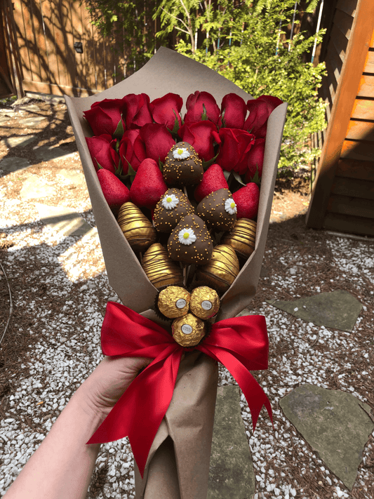 Red Rustic Bouquet - Floral Fashion Boutique